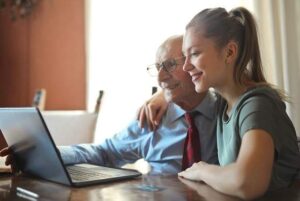 technology helps seniors